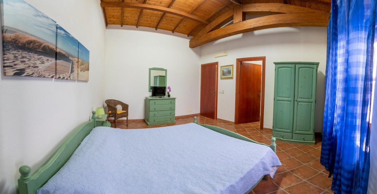 Is Cuccus Bed & Breakfast Masainas Exterior photo